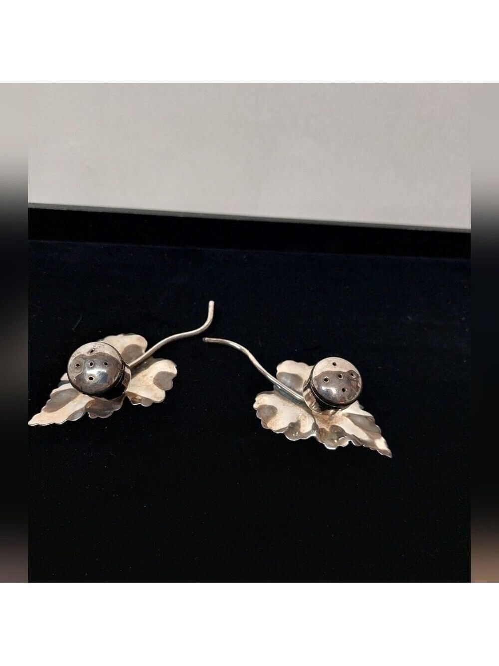 Vintage* Rare Silver Plated Mini Leaf Salt and Pepper Shakers